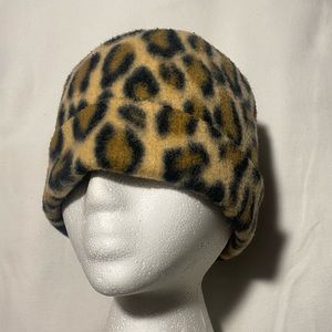 BEARHANDS AND BUDDIES HAT